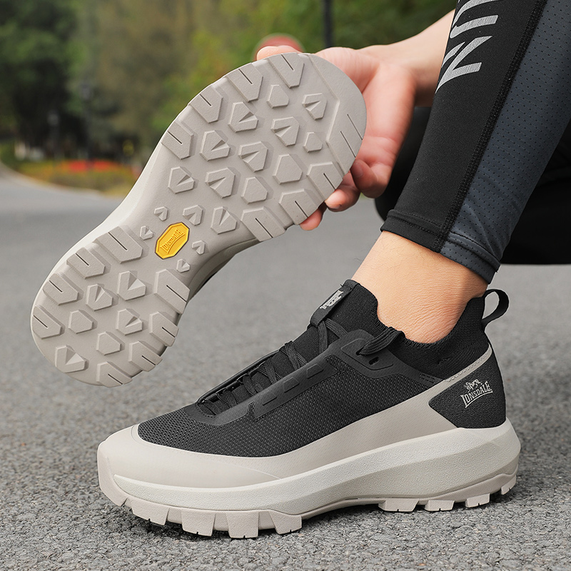 รองเท้ากีฬาผู้ชายรุ่นใหม่ปี 20 - Anti Slip Trail Running Sneakers บทวิจารณ์และราคา